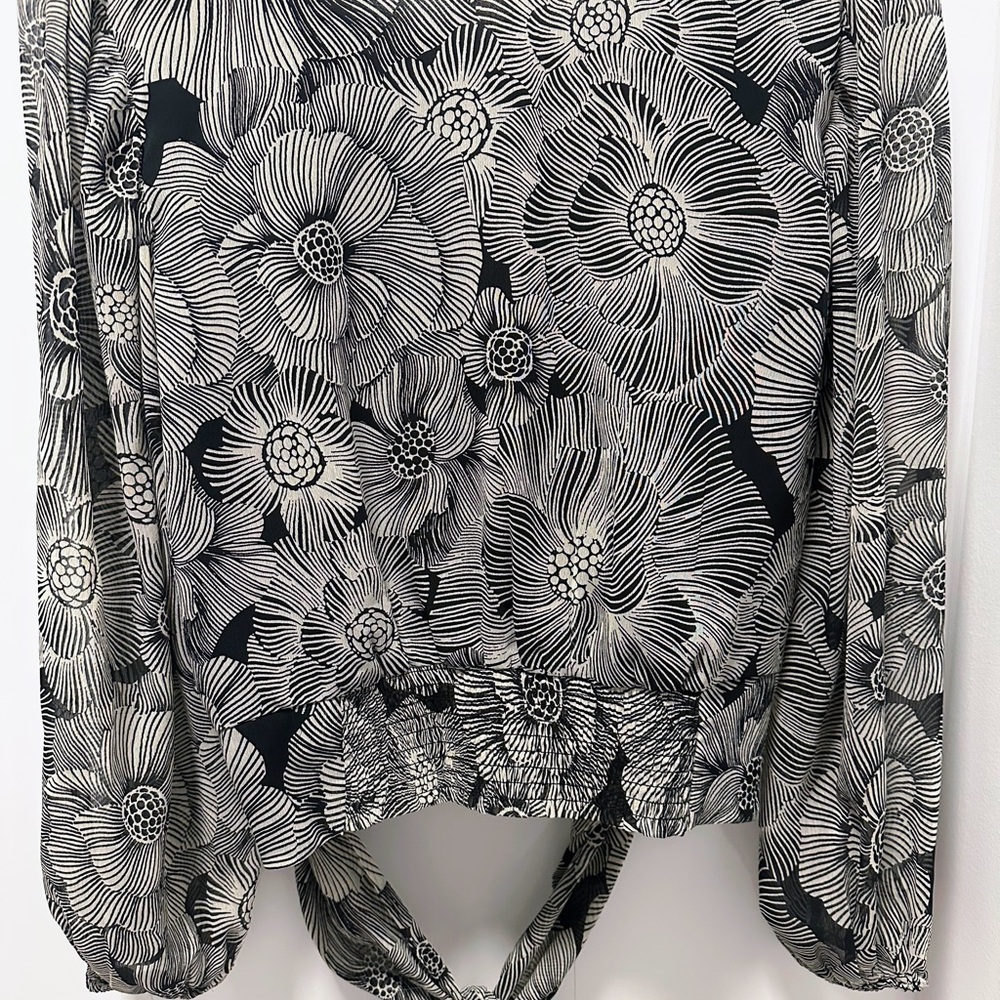 Express Floral V-Neck Faux Wrap Tie Waist Blouse - Picture 3 of 5